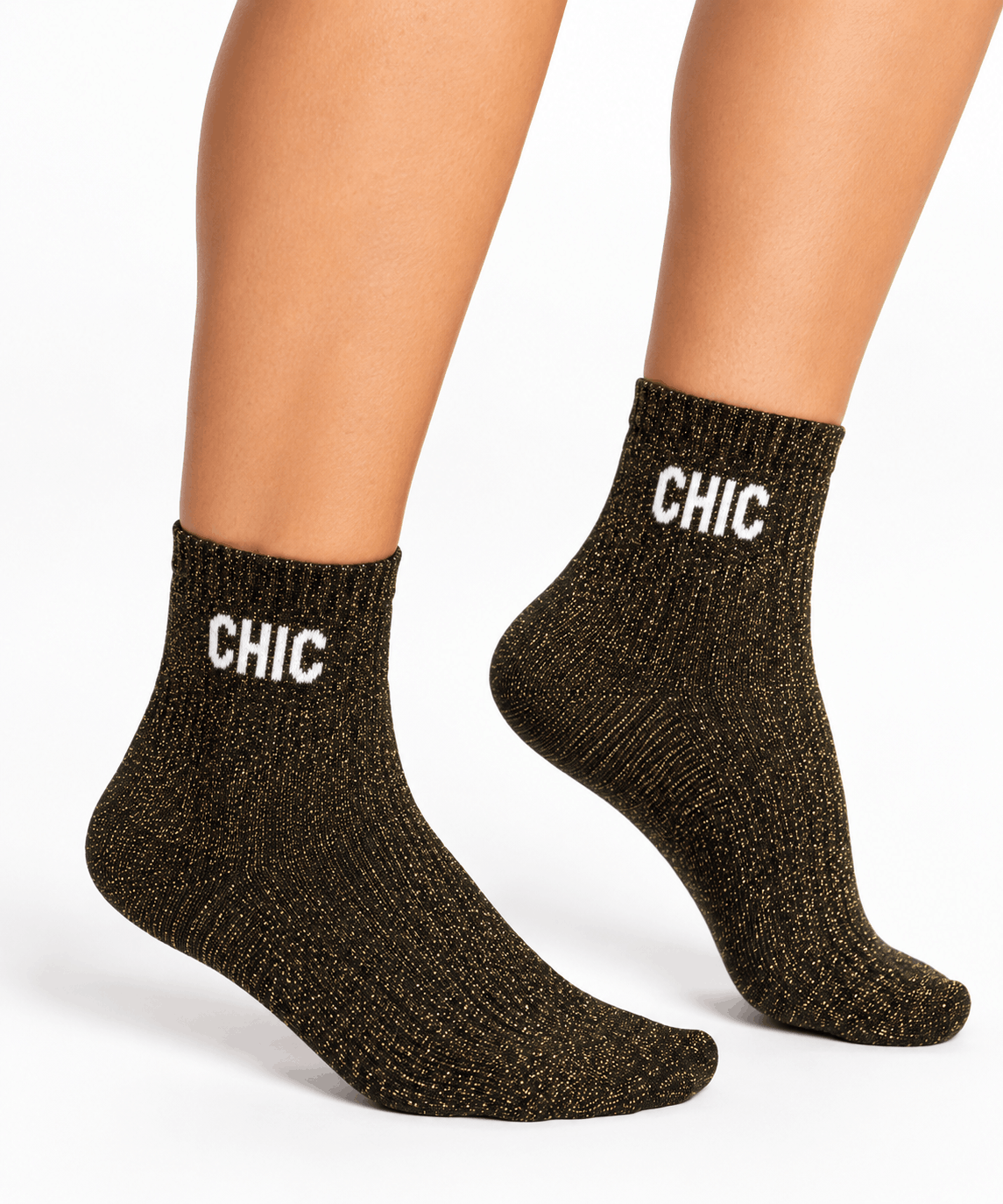 Chaussettes chic à paillettes dorées portées